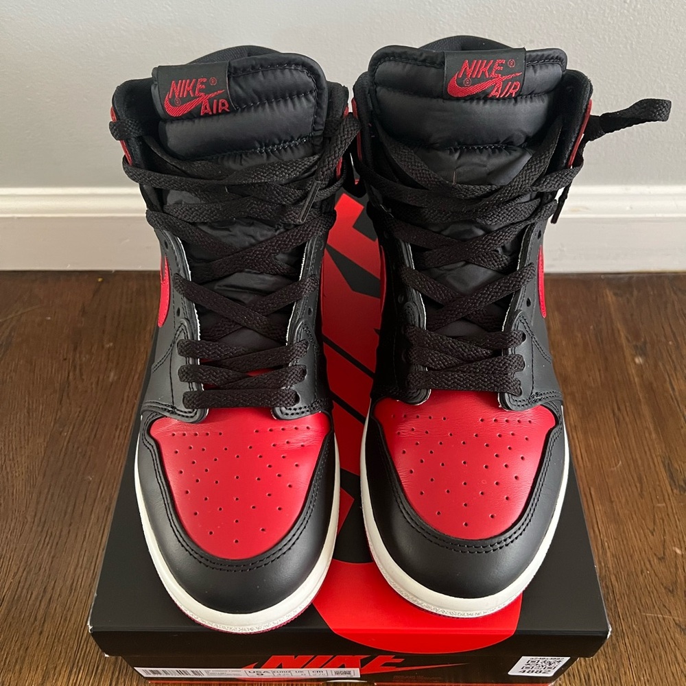 Nike Air Jordan Retro 1 High- “Bred 1 /OG ‘85 / Banned” 2025 - Picture 4 of 11
